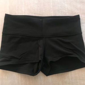 Lulu lemon spandex shorts